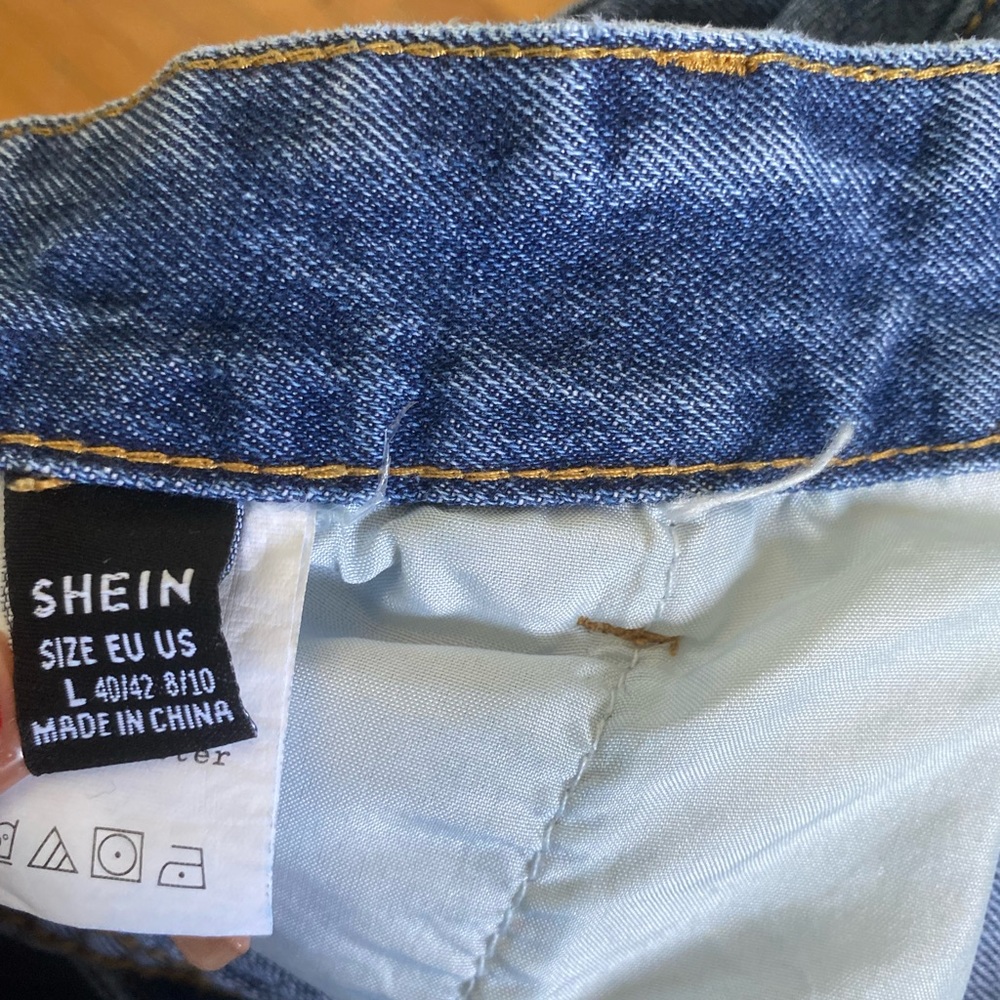Blue moms jeans
